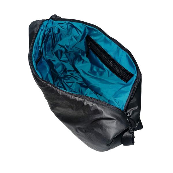 Bolsa de Academia Transversal em Nylon Preta